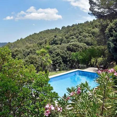 فيلة Sleeps 6 Pool Air Con Wifi