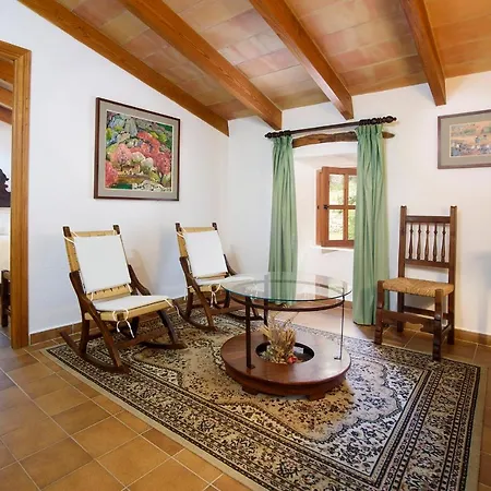 فيلة Sleeps 6 Pool Air Con Wifi